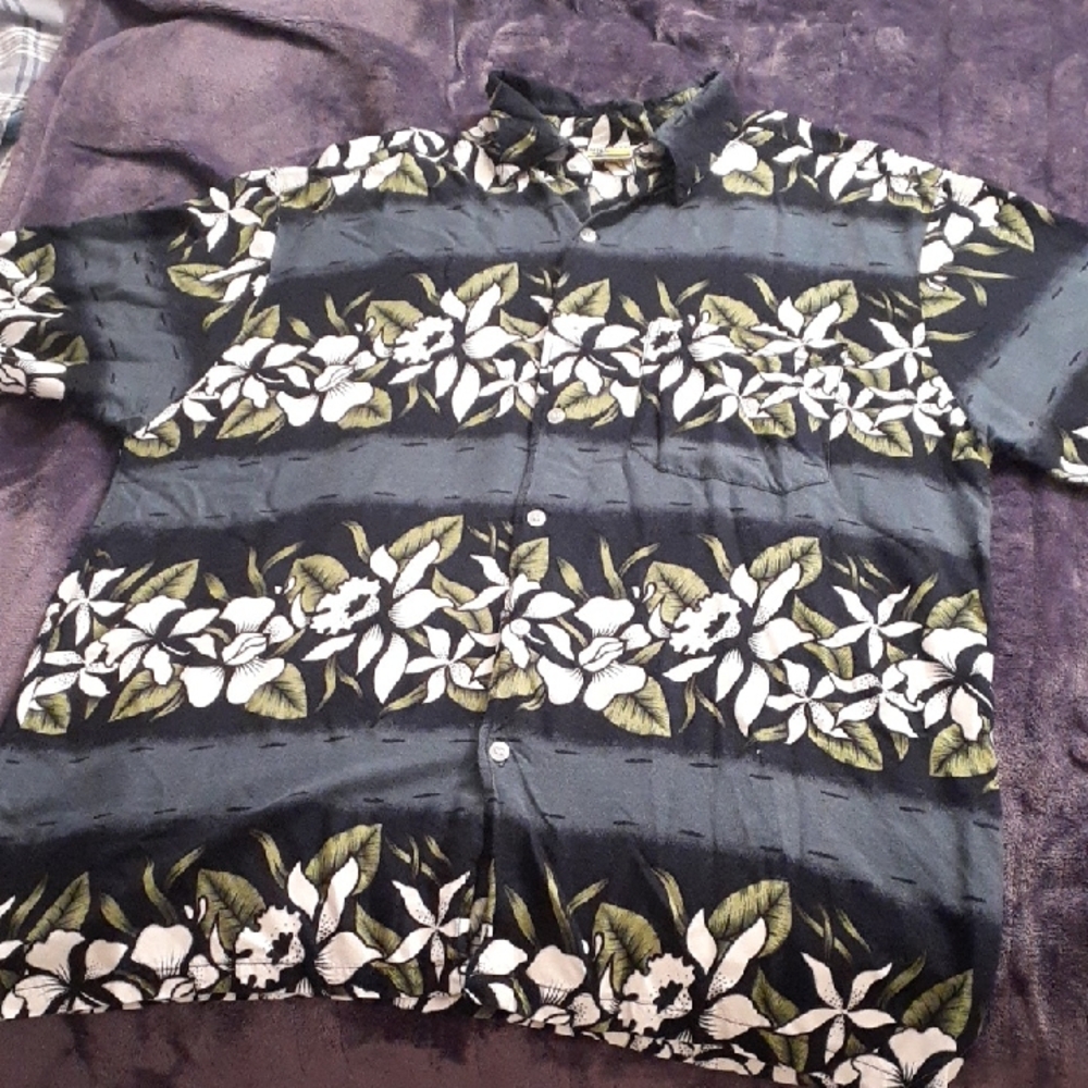 Paradise Gold Hawaiian Floral Blue, Whie, and Green Men's Shirt L